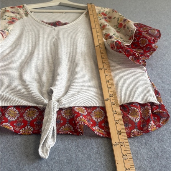 Hummingbird Floral and Gray Blouse - Picture 3 of 12